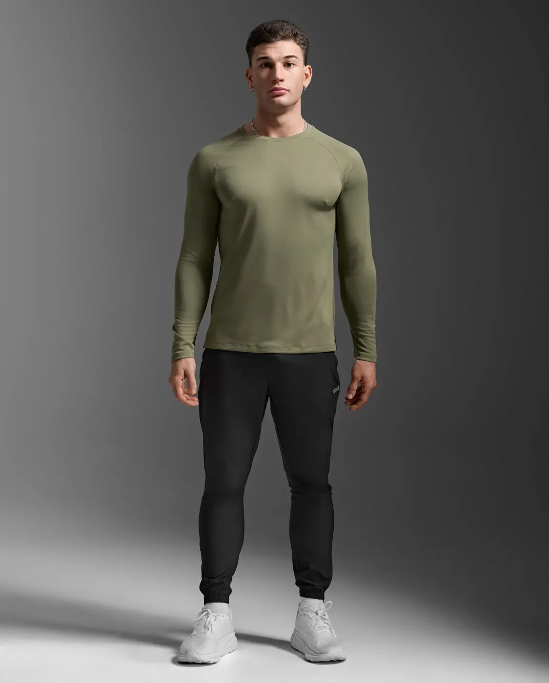 Aero Long Sleeve sold by 2xu product image thumbnail 4