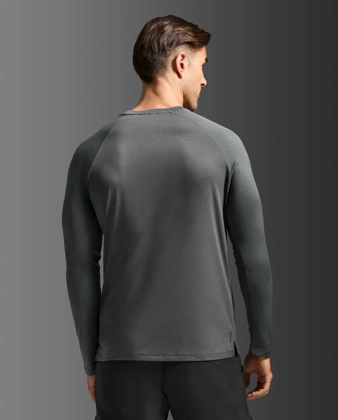 Aero Long Sleeve sold by 2xu product image thumbnail 2
