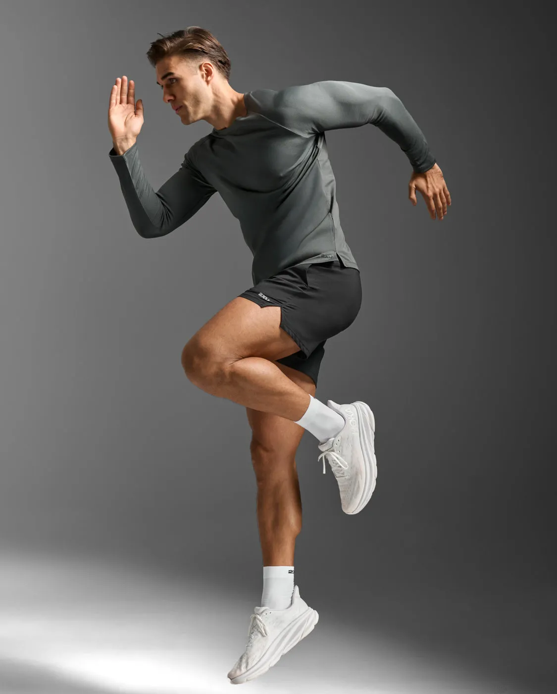 Aero Long Sleeve sold by 2xu product image thumbnail 4