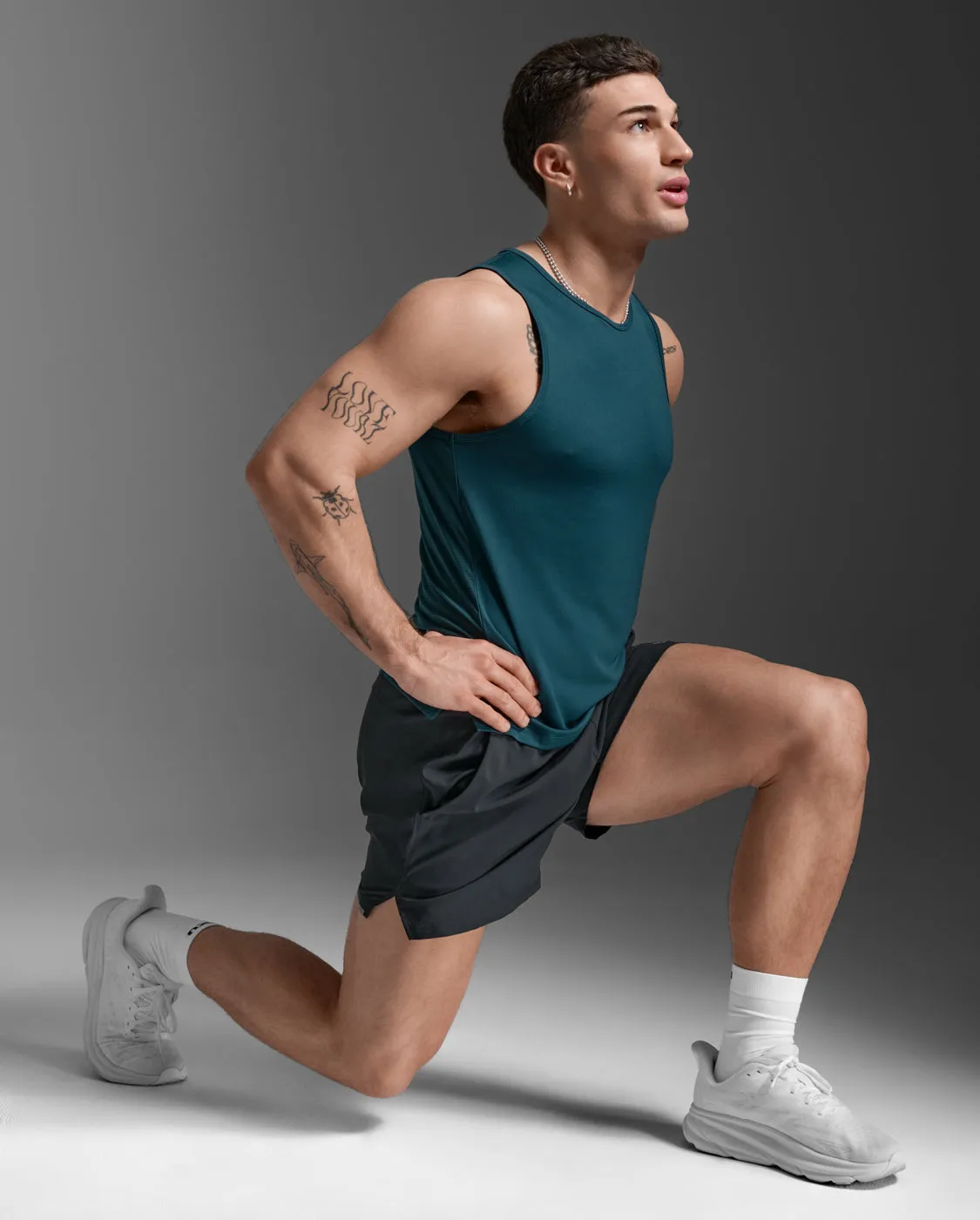 Aero Tank sold by 2xu product image thumbnail 5