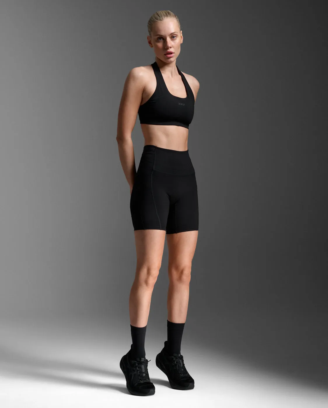 Form Stash Hi-Rise 4" Compression Short with Pockets sold by 2xu product image thumbnail 2