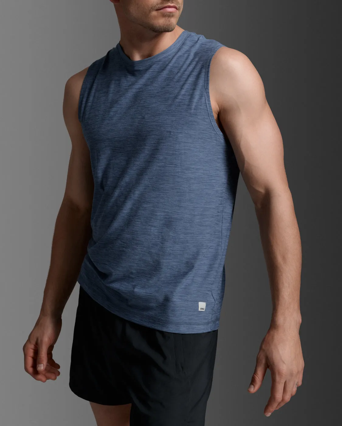 Signature Tank sold by 2xu product image thumbnail 5