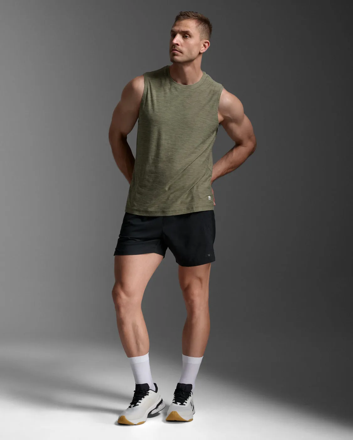 Signature Tank sold by 2xu product image thumbnail 2