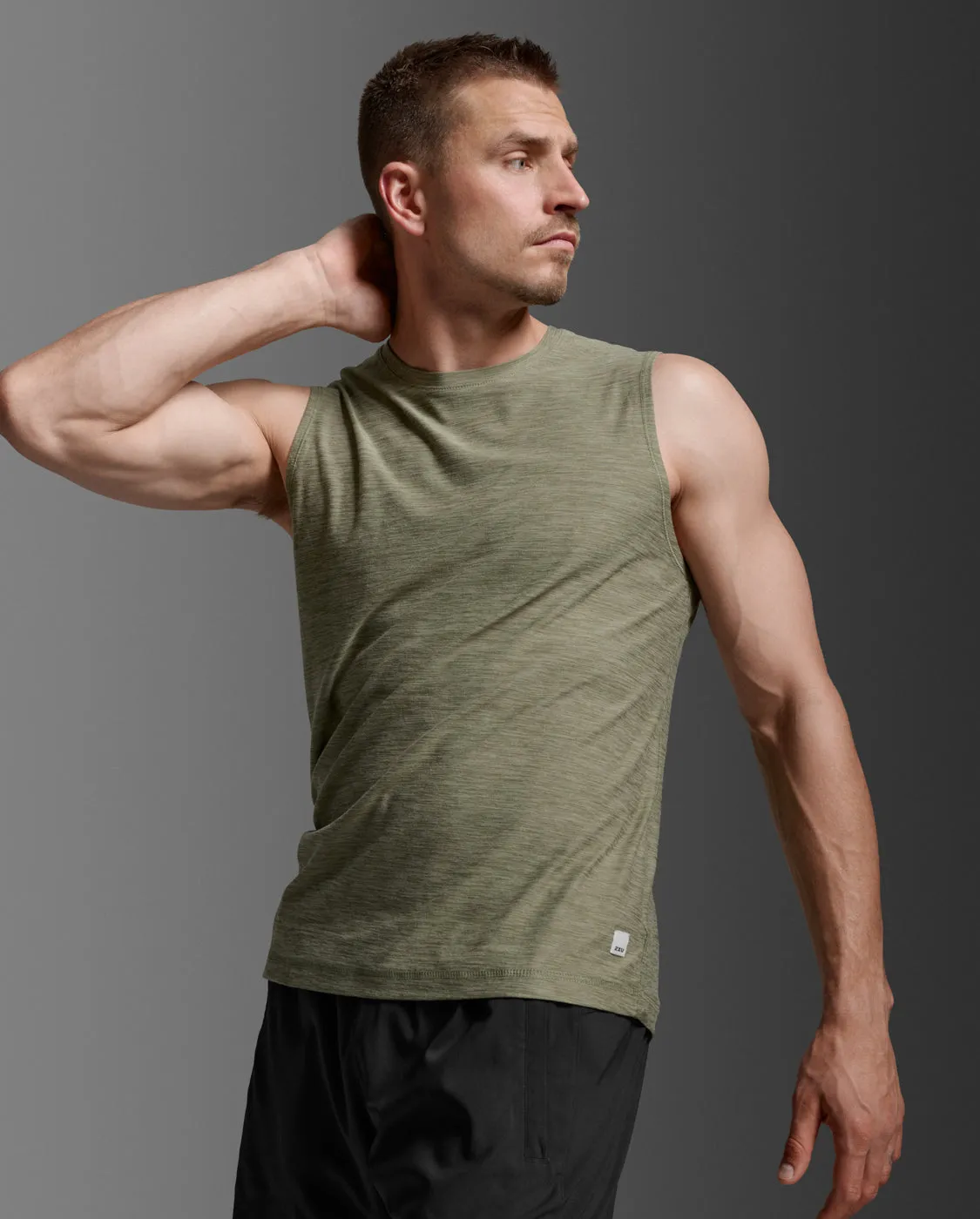 Signature Tank sold by 2xu product image thumbnail 4