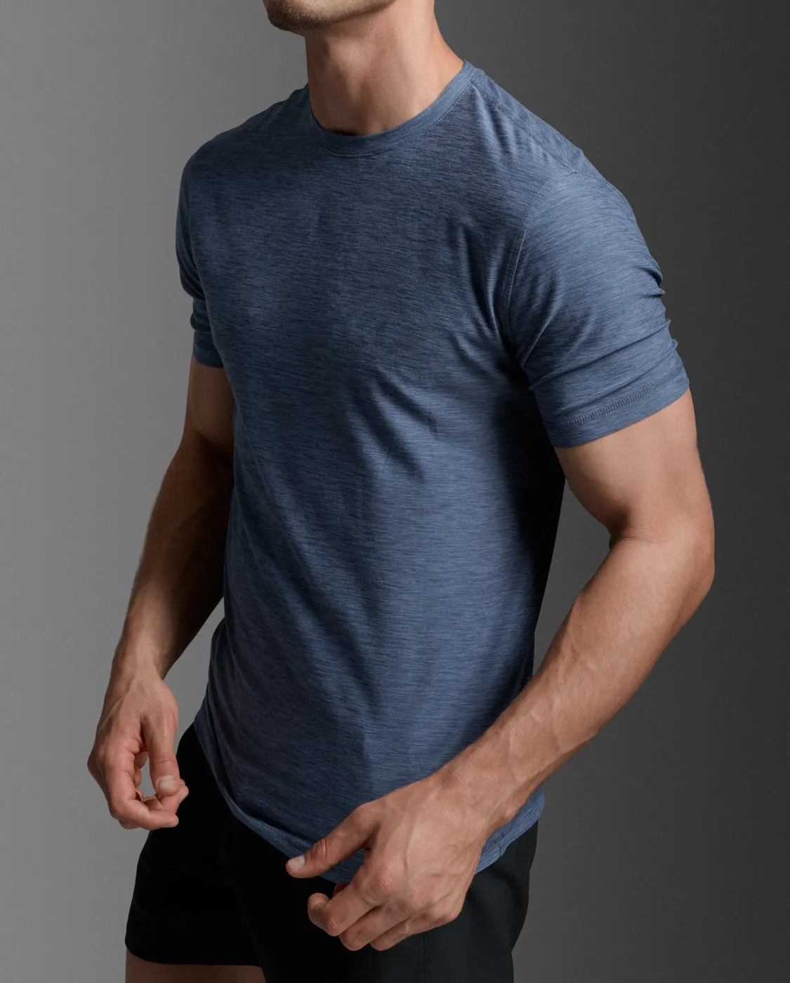 Signature Soft Jersey Tee sold by 2xu product image thumbnail 4