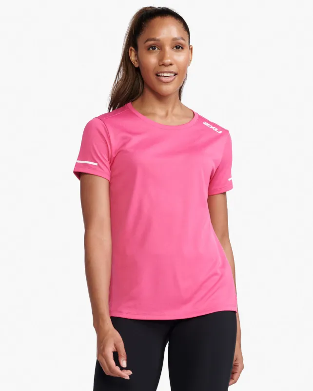 Aspire Tee sold by 2xu