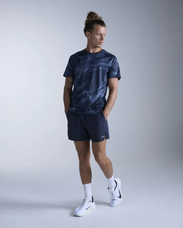 Aero Tee sold by 2xu