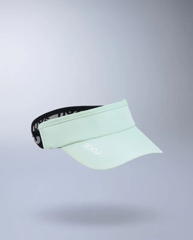 Performance Visor made by 2xu
