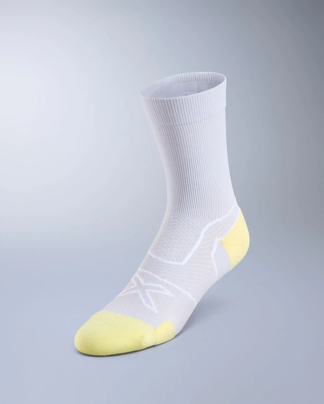 Vectr Cushion Crew Socks sold by 2xu