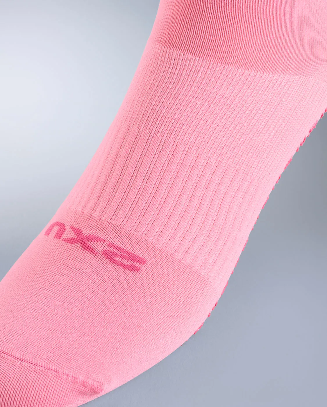 Performance Crew Grip Socks sold by 2xu product image thumbnail 3