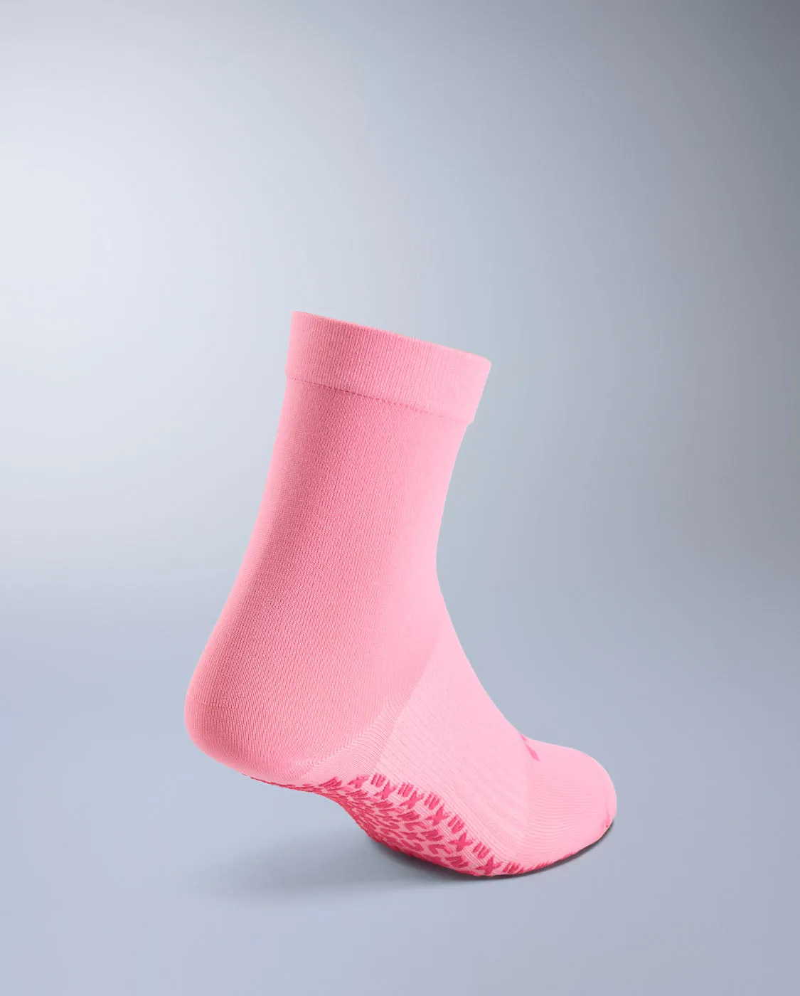 Performance Crew Grip Socks sold by 2xu product image thumbnail 2