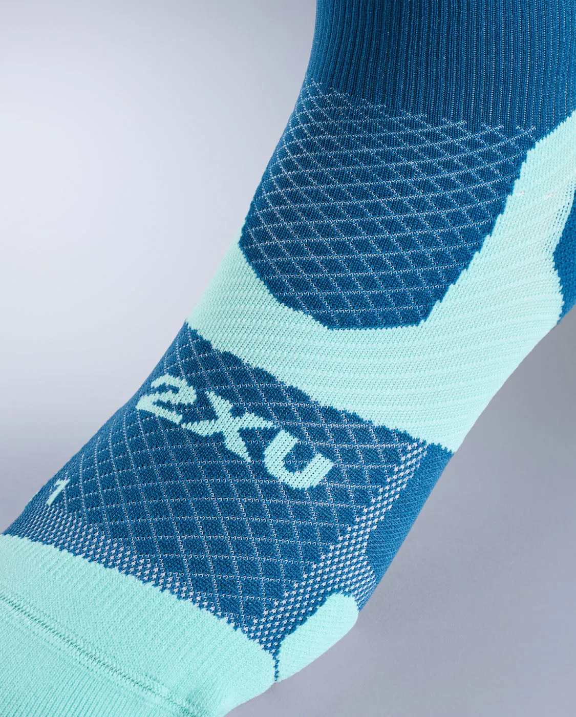 Vectr Light Cushion Crew Socks sold by 2xu product image thumbnail 3