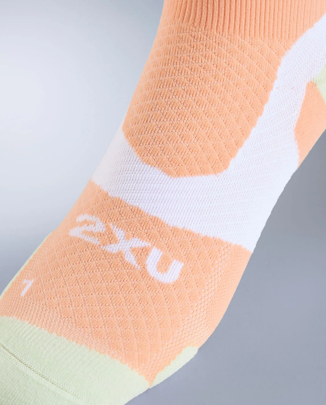 Vectr Light Cushion Crew Socks sold by 2xu product image thumbnail 3