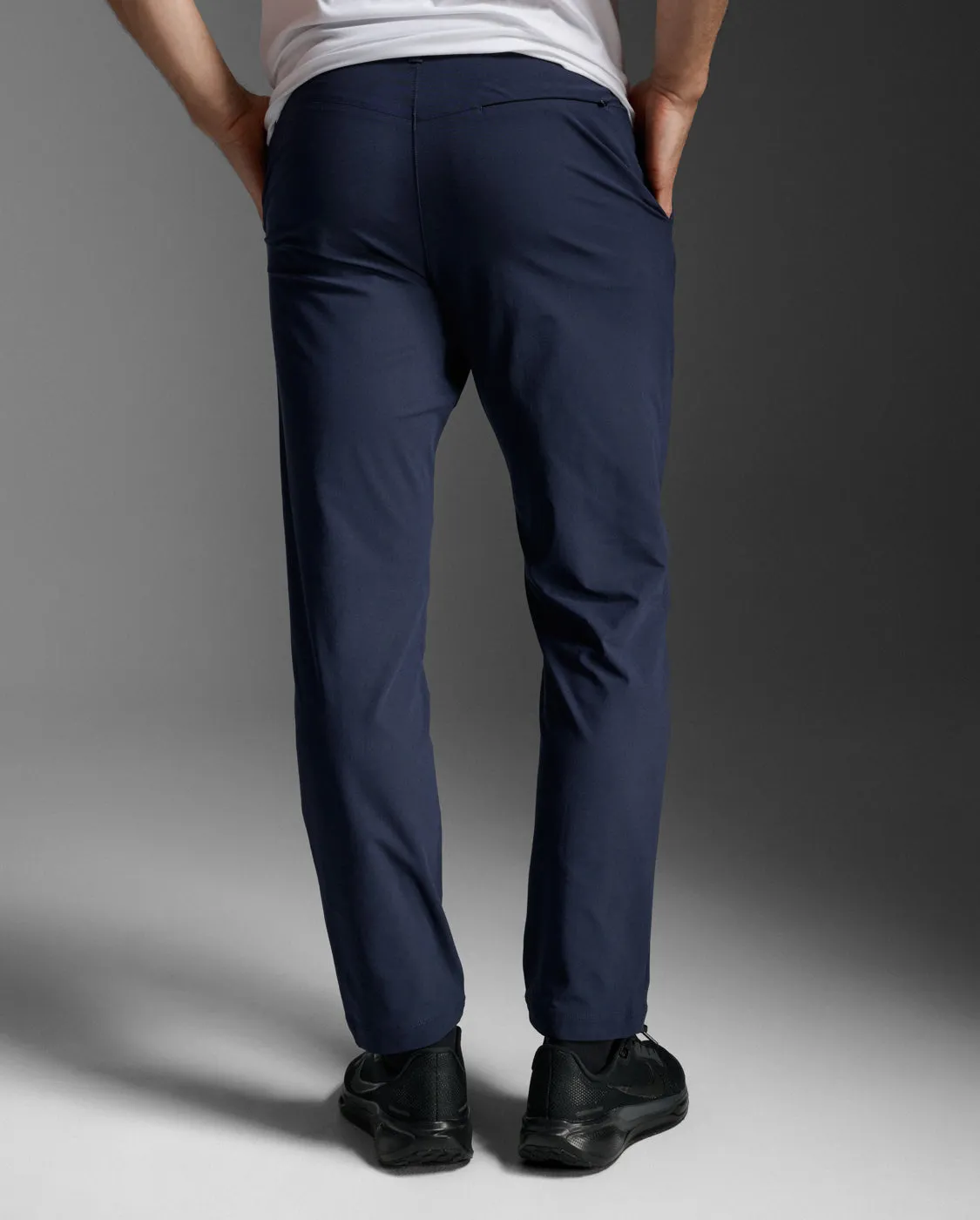 Signature Hybrid Pants sold by 2xu product image thumbnail 5