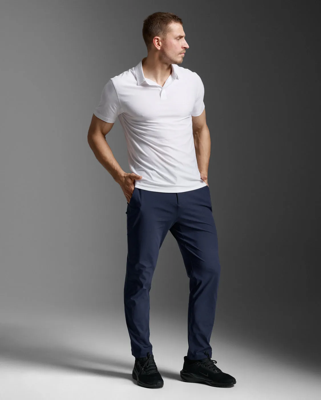 Signature Hybrid Pants sold by 2xu product image thumbnail 2