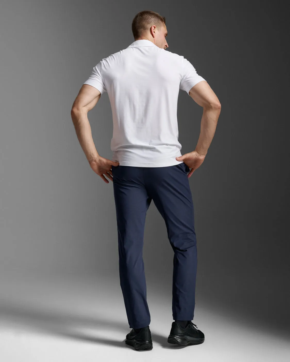 Signature Hybrid Pants sold by 2xu product image thumbnail 3