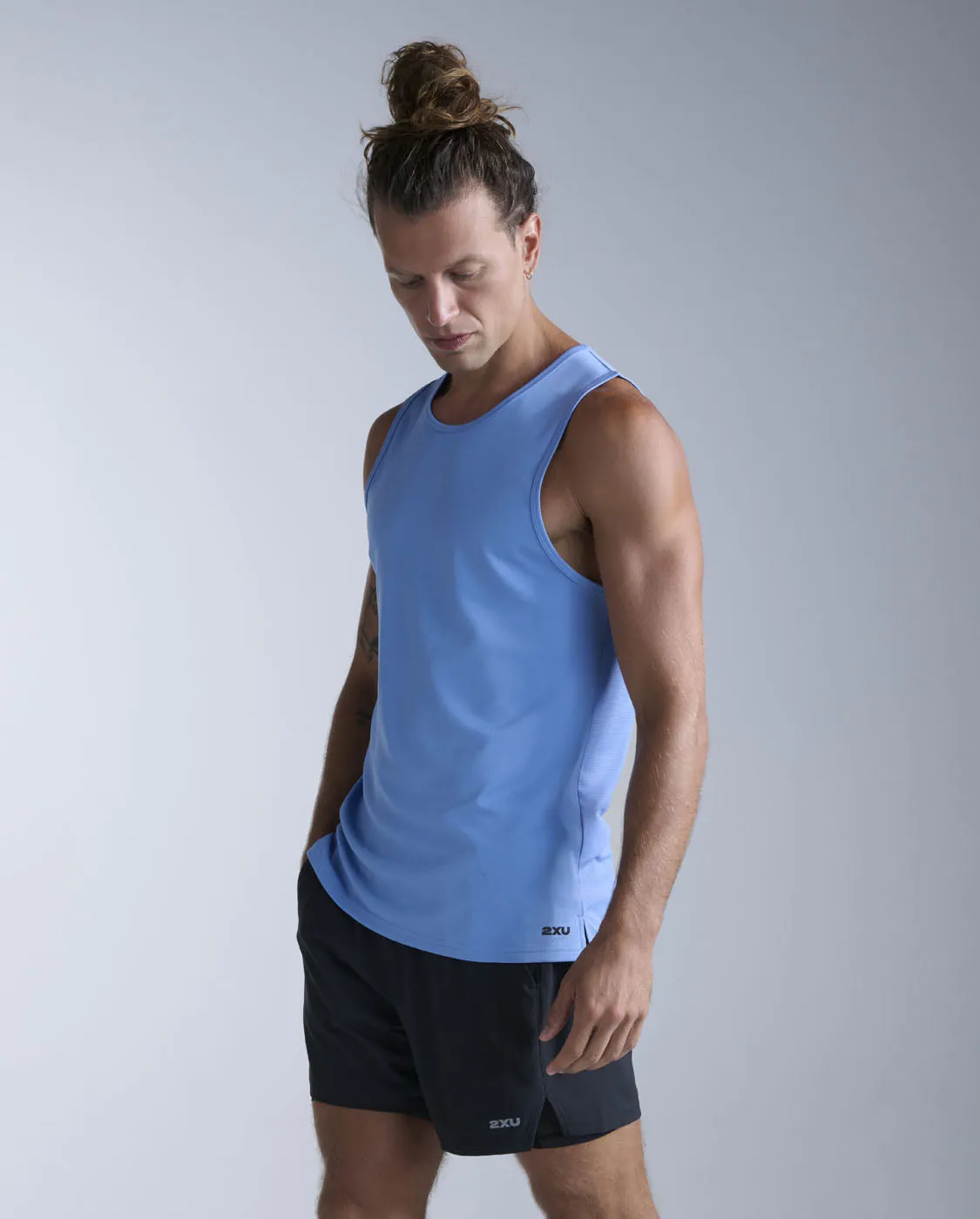 Aero Tank sold by 2xu product image thumbnail 4