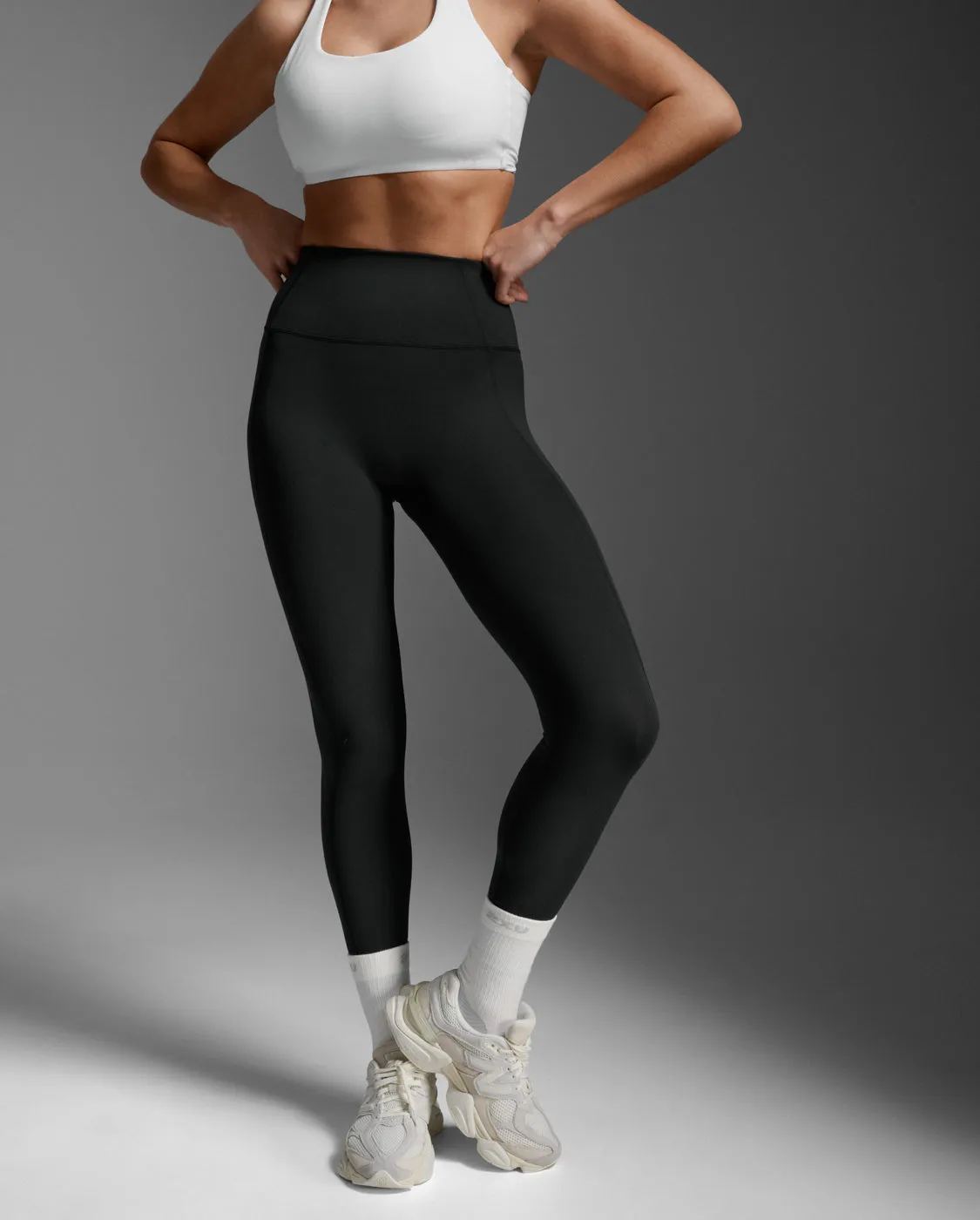 Fluid Hi-Rise Tights sold by 2xu product image thumbnail 4