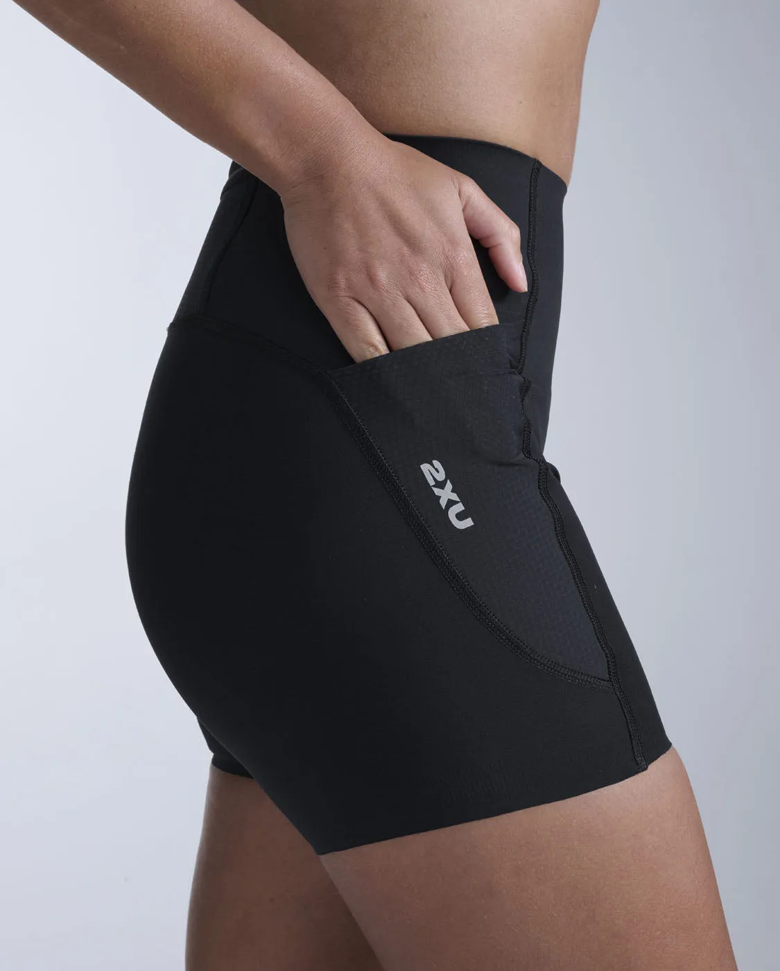 Aero Mesh Hi-Rise Compression 4 Inch Shorts sold by 2xu product image thumbnail 5