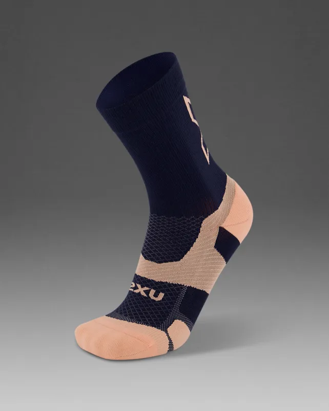 Vectr Light Cushion Crew Socks sold by 2xu
