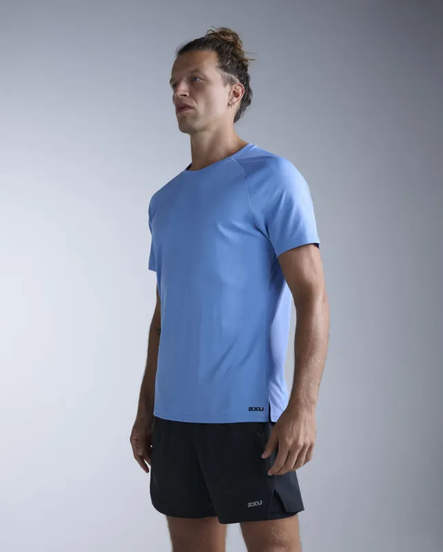 Aero Tee sold by 2xu