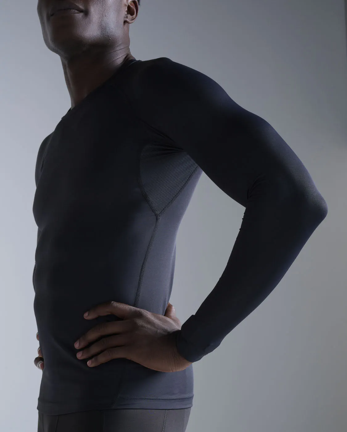 Core Compression Long Sleeve sold by 2xu product image thumbnail 4