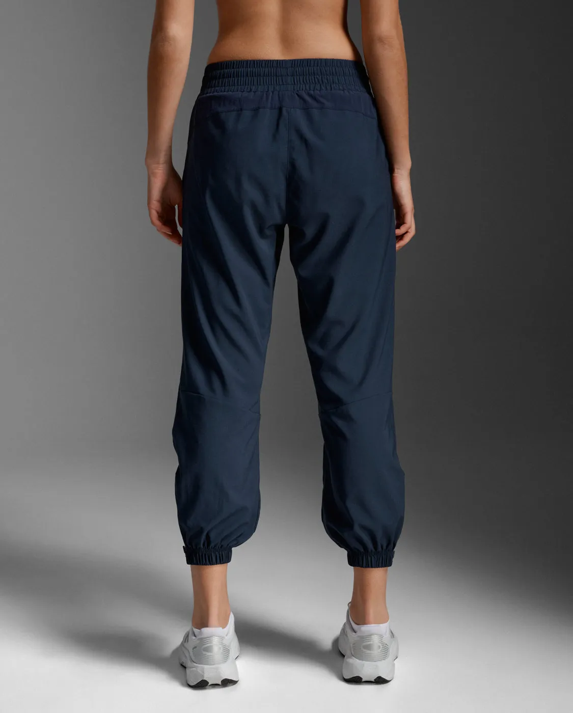 Aero Hi-Rise Woven Jogger sold by 2xu product image thumbnail 3