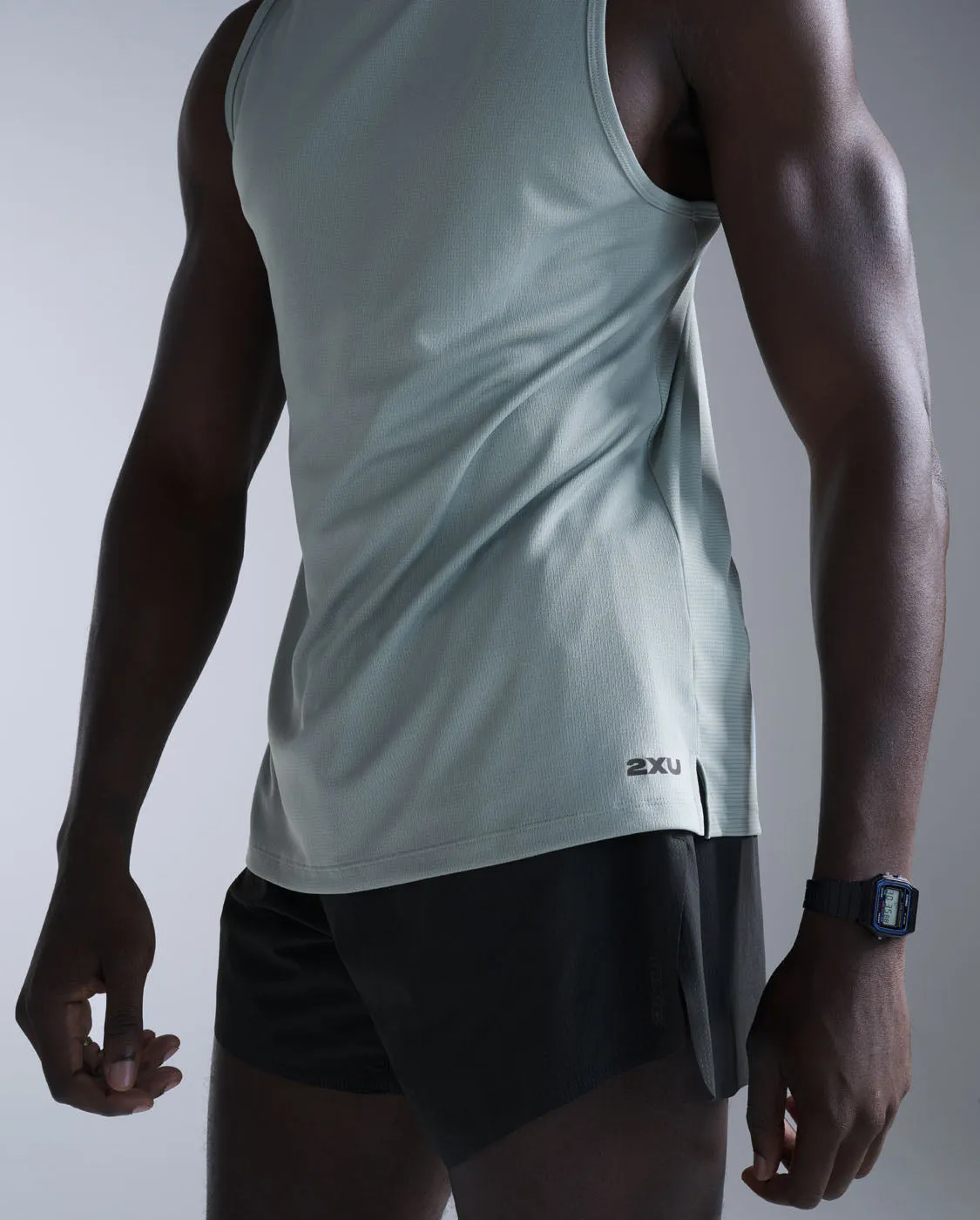 Aero Tank sold by 2xu product image thumbnail 3