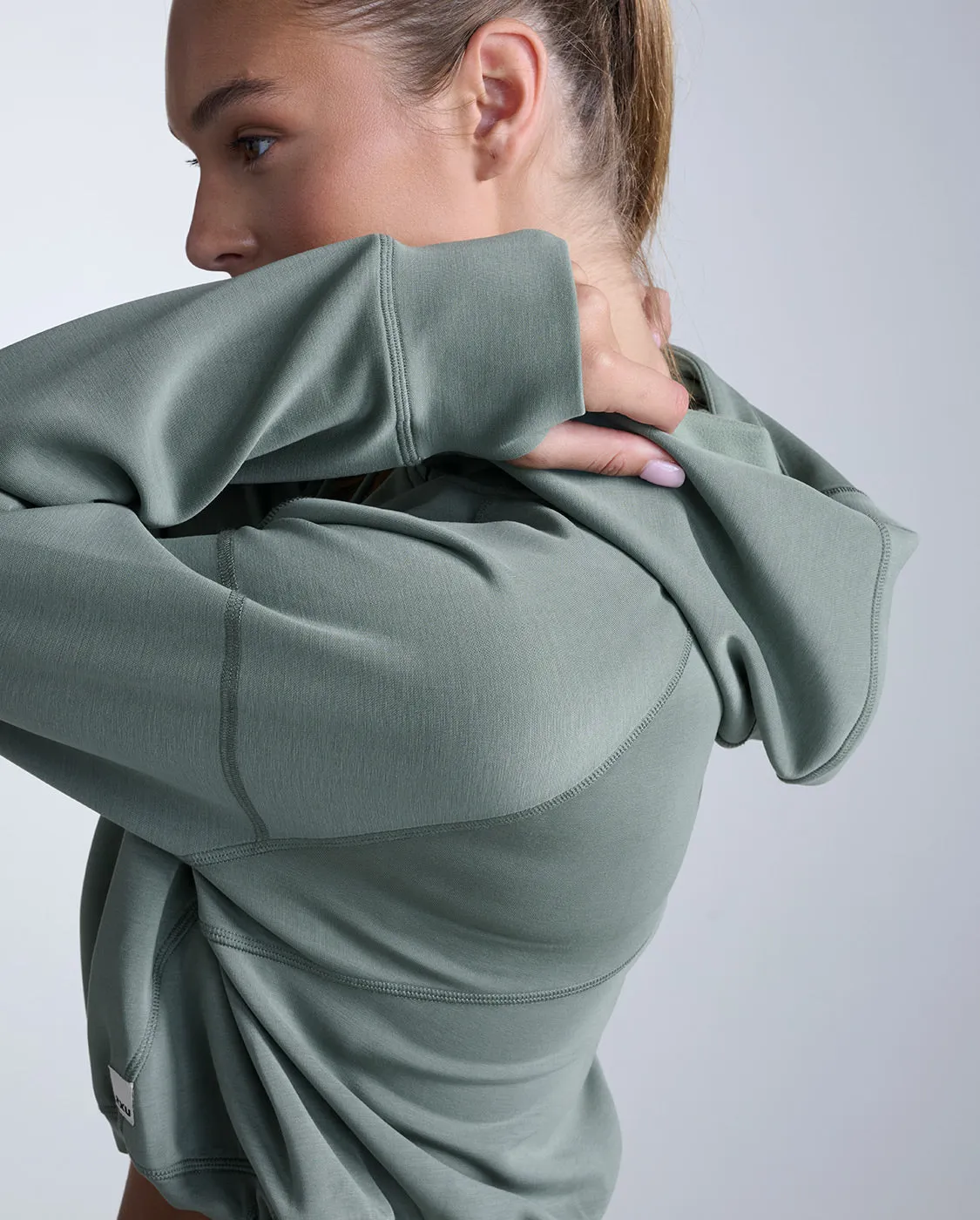 Wonderluxe Sand Washed Hoodie sold by 2xu product image thumbnail 3