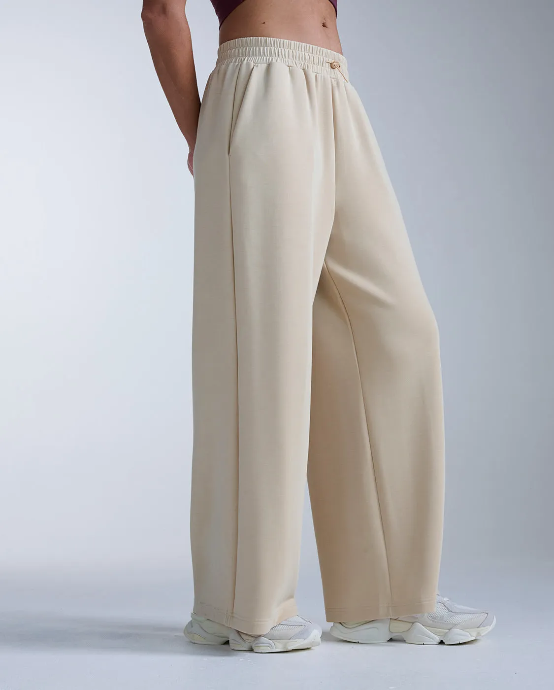 Wonderluxe Sand Washed Wide Leg Pants sold by 2xu
