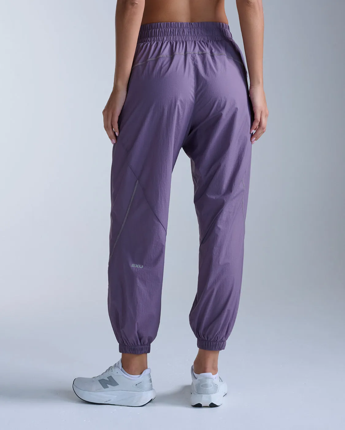 Aero Oversized Jogger sold by 2xu product image thumbnail 4