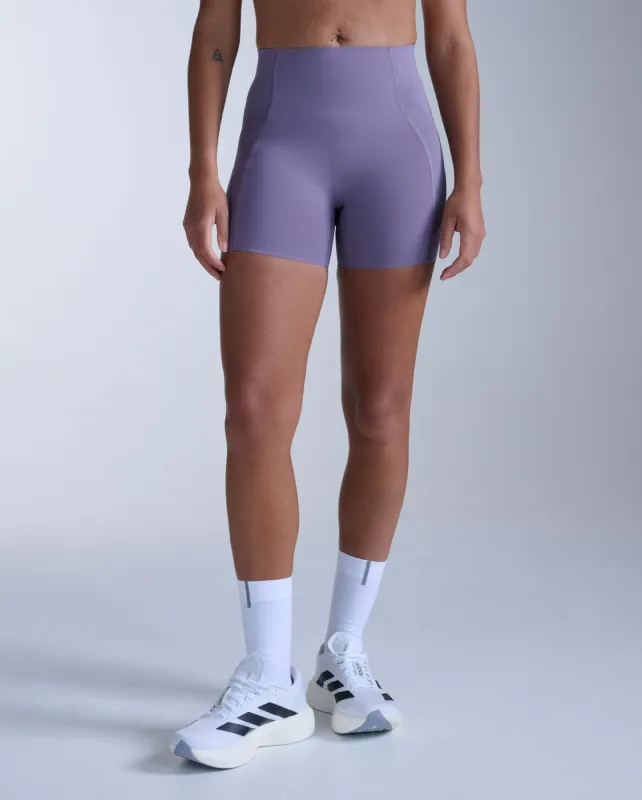 Aero Mesh Hi-Rise Compression 4 Inch Shorts made by 2xu