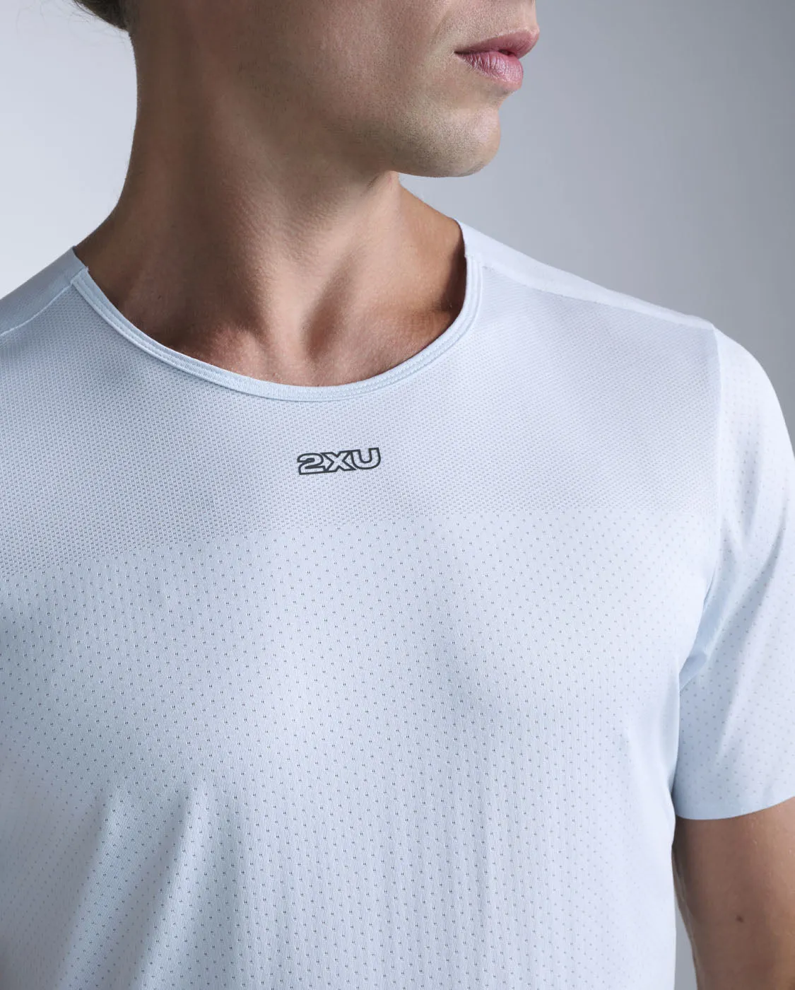 Light Speed Tech Tee sold by 2xu product image thumbnail 3