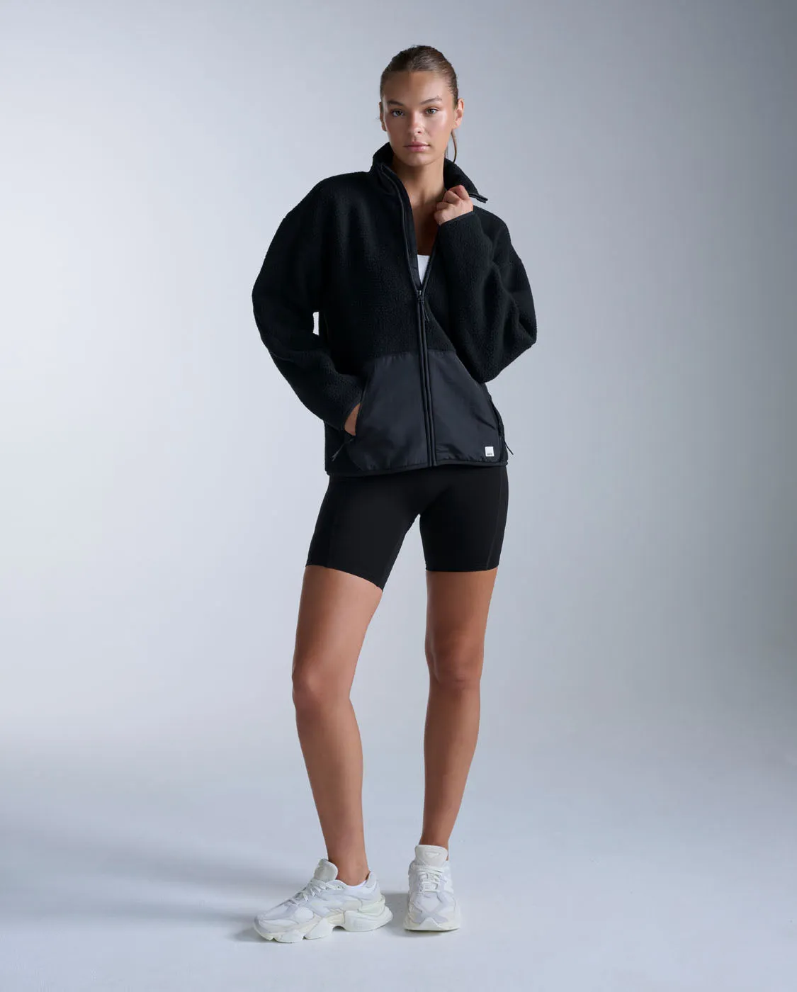 Sherpa Zip Fleece sold by 2xu product image thumbnail 2