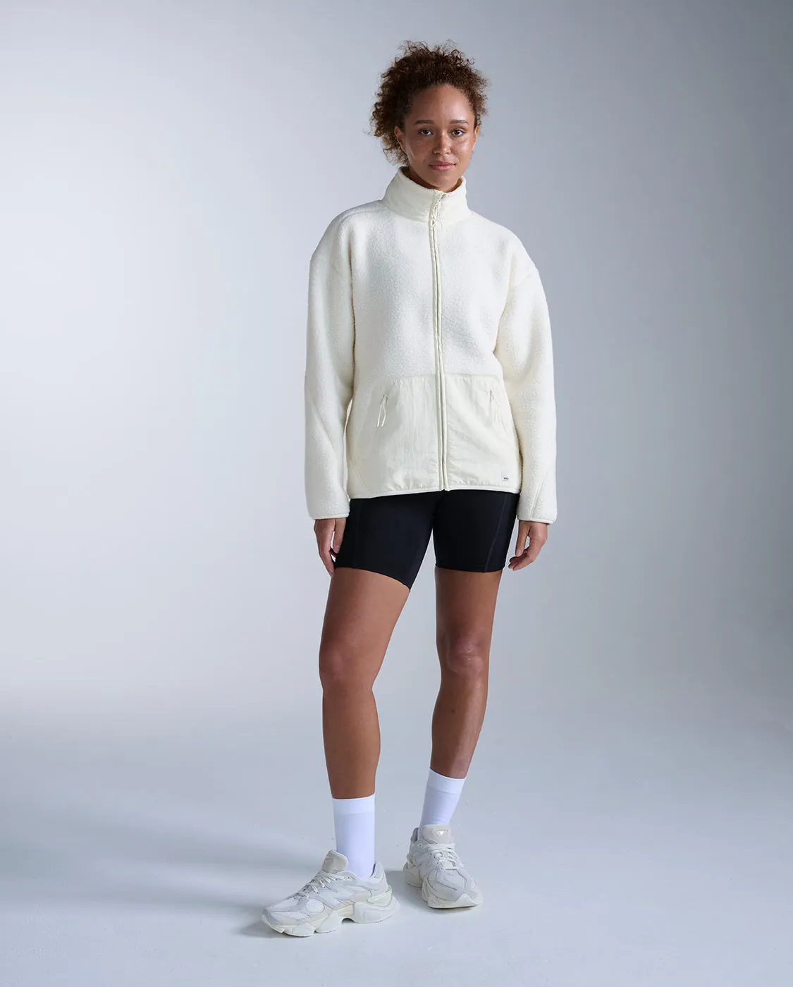 Sherpa Zip Fleece sold by 2xu product image thumbnail 2
