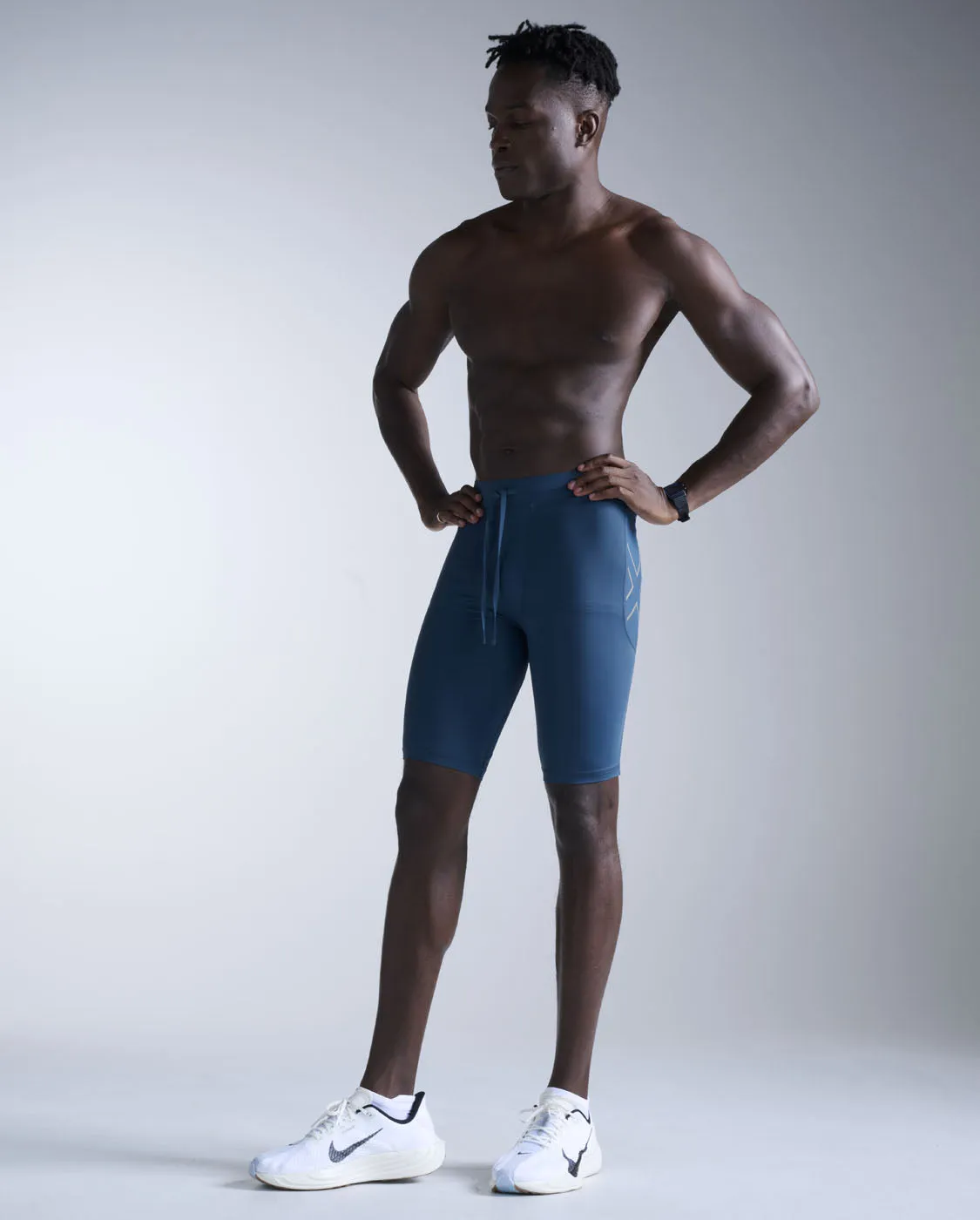 Aero Mesh Compression Shorts sold by 2xu product image thumbnail 4