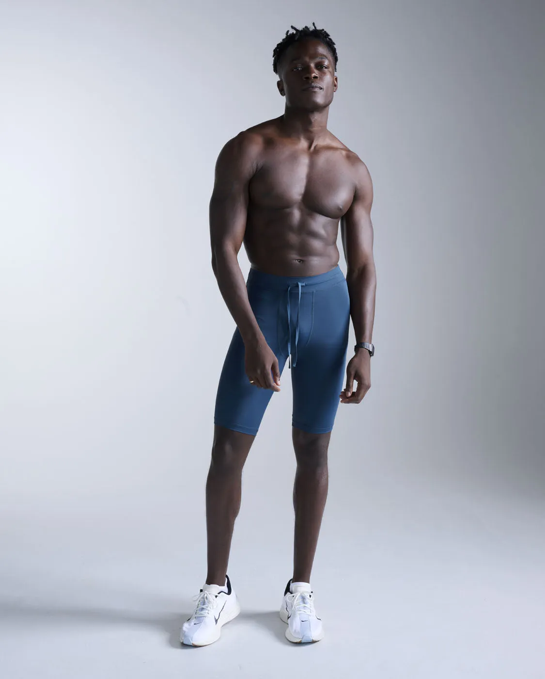 Aero Mesh Compression Shorts sold by 2xu product image thumbnail 3