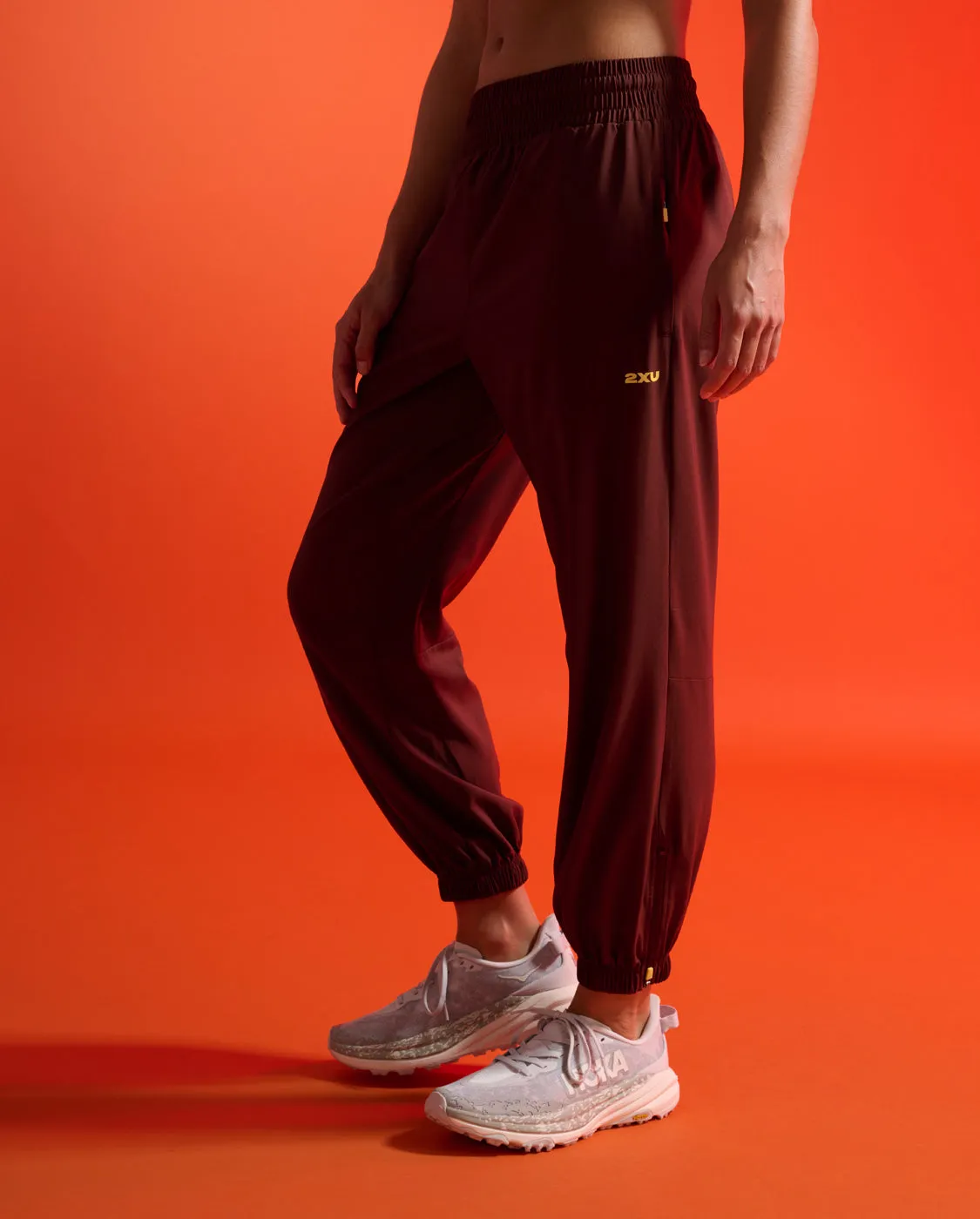 Aero Hi-Rise Woven Jogger sold by 2xu product image thumbnail 3