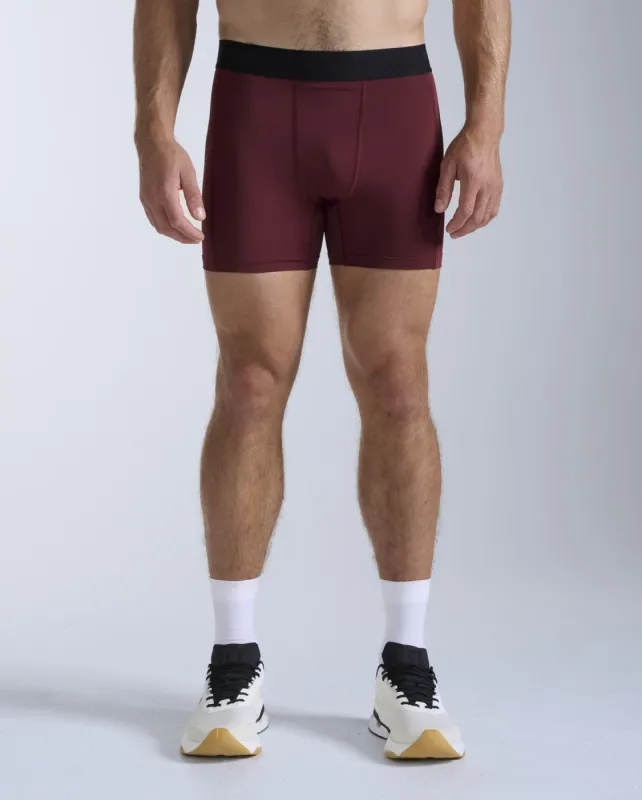 Base Layer Compression 1/2 Shorts made by 2xu
