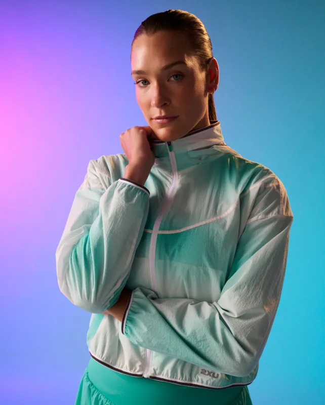 Aero Sheer Bomber made by 2xu