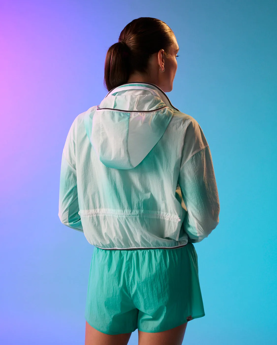 Aero Sheer Bomber sold by 2xu product image thumbnail 2
