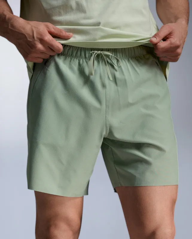 Motion 7 Inch Unlined Shorts made by 2xu