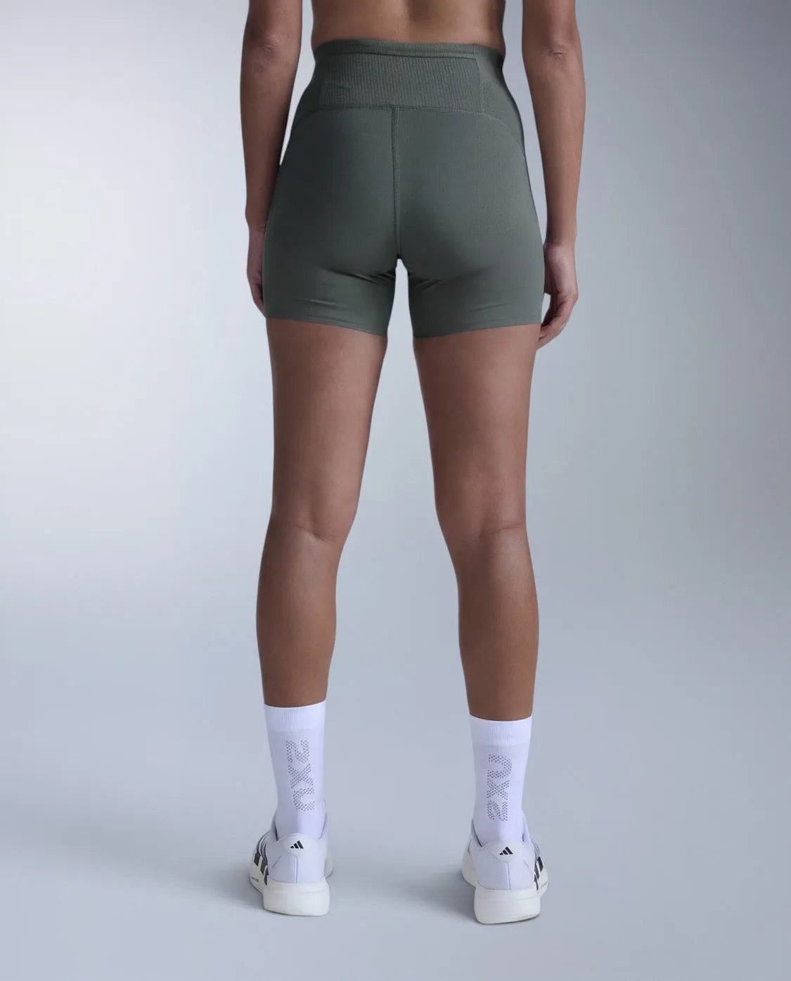 Aero Mesh Hi-Rise Compression 4 Inch Shorts sold by 2xu product image thumbnail 3