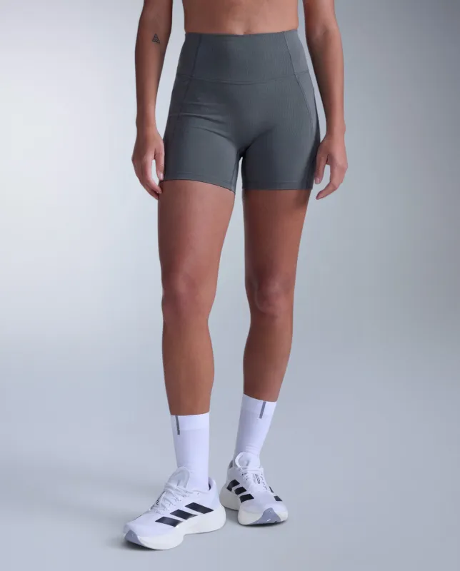 Aero Mesh Hi-Rise Compression 4 Inch Shorts made by 2xu