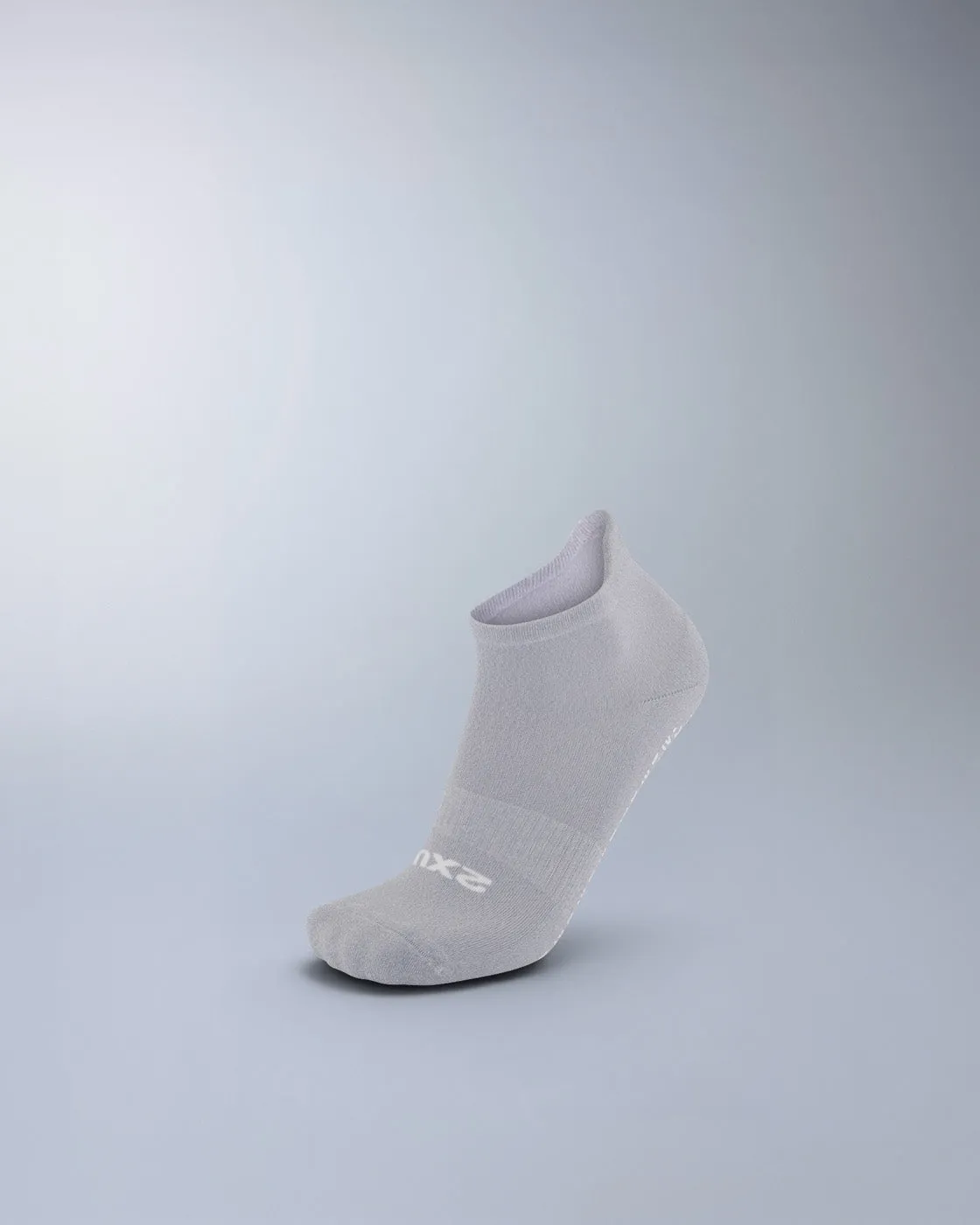Performance Ankle Grip Socks sold by 2xu