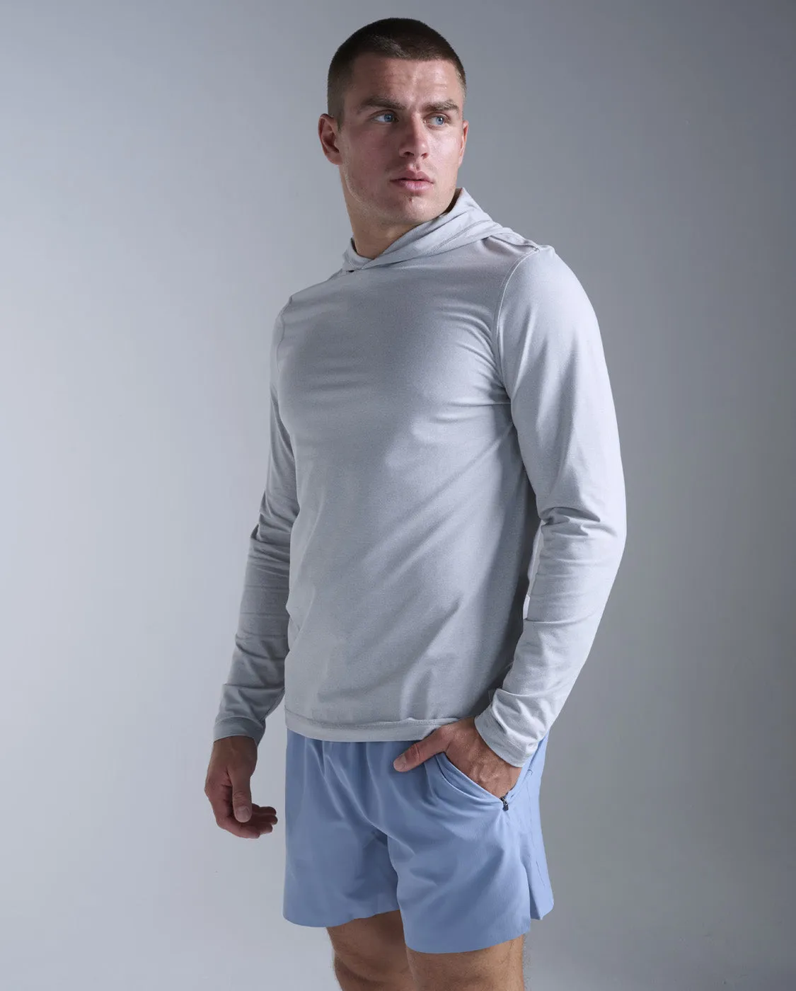 Motion Long Sleeve Hoodie sold by 2xu product image thumbnail 2