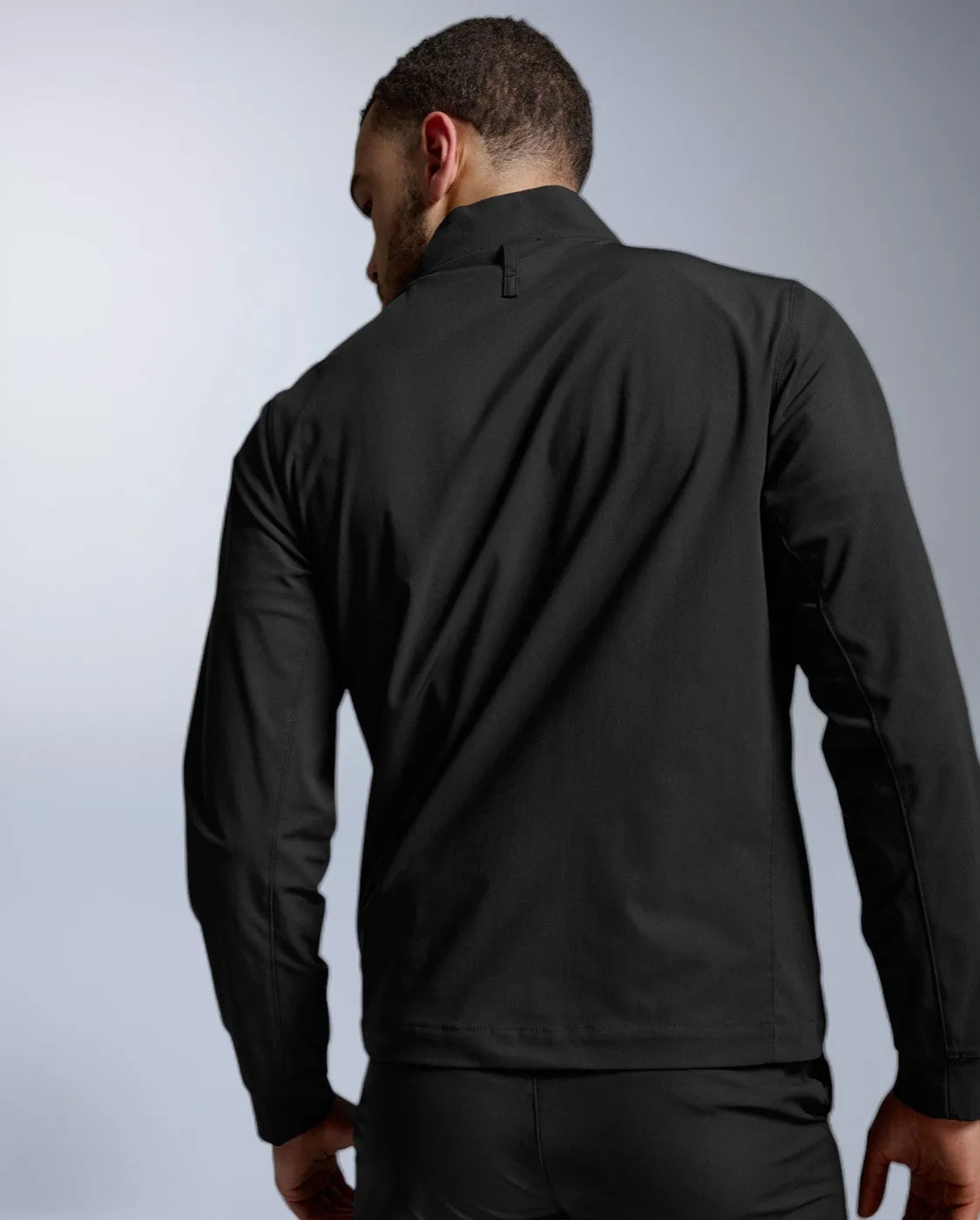 Signature Hybrid Jacket sold by 2xu product image thumbnail 2
