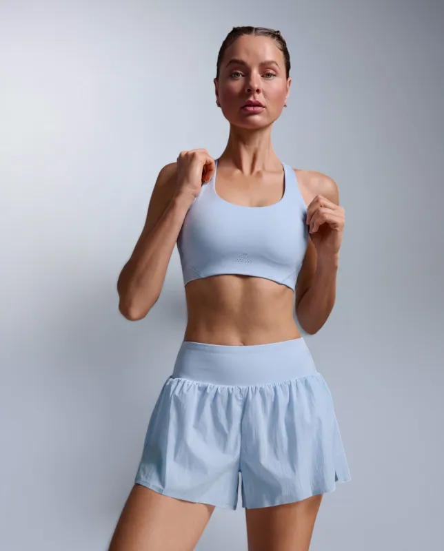 Aero Mesh Medium Impact Bra made by 2xu