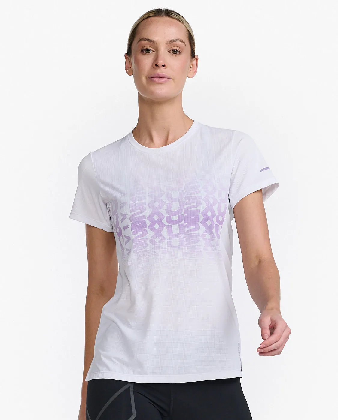 Light Speed Tee sold by 2xu