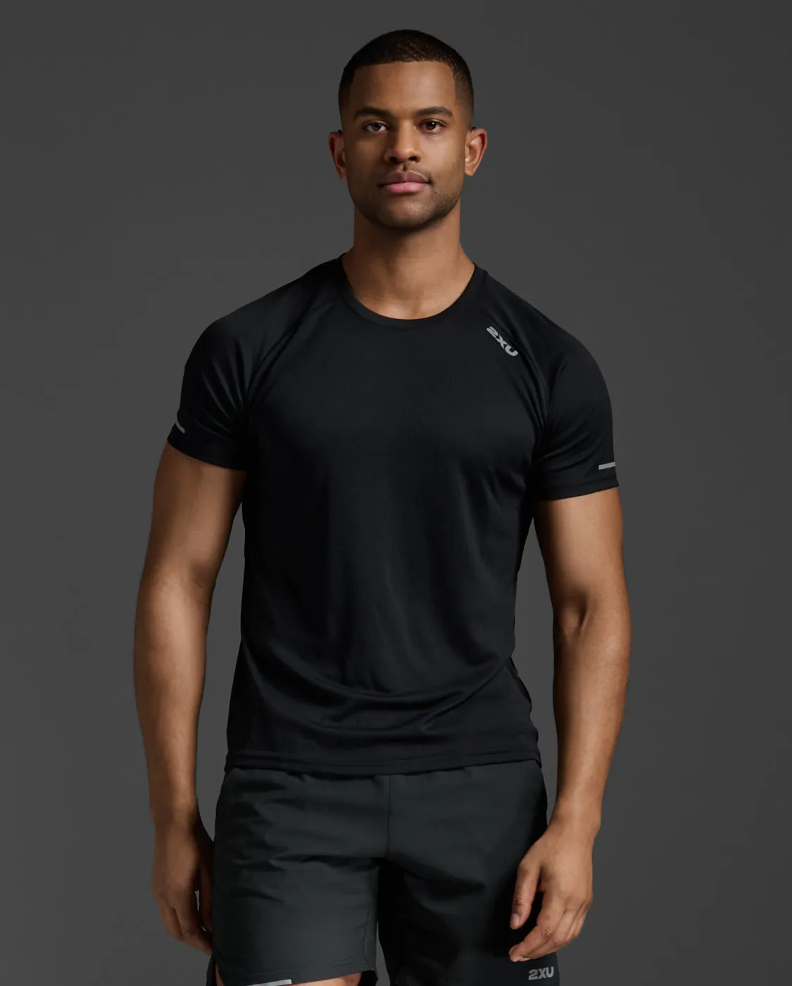 Aero Tee sold by 2xu product image thumbnail 2